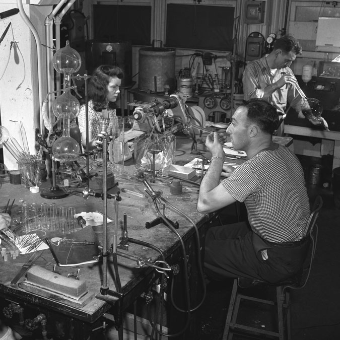 Glass blowing in the Rad Lab during World War II; photo: courtesy of the MIT Museum