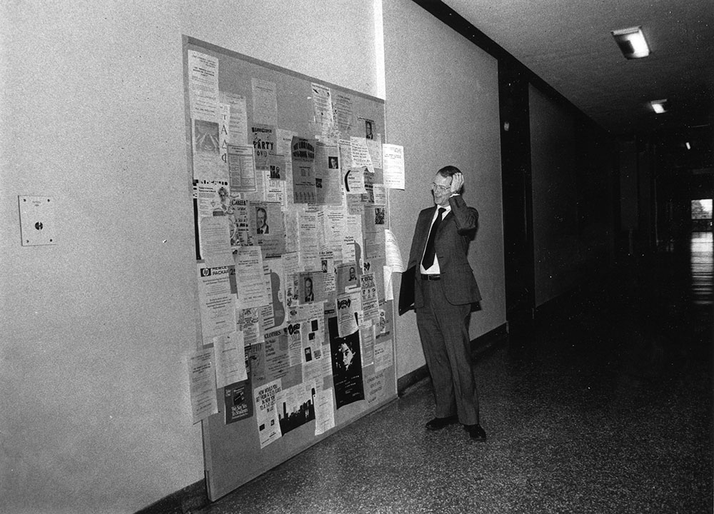 President Vest's disappearing office hack; photo: Donna Coveney